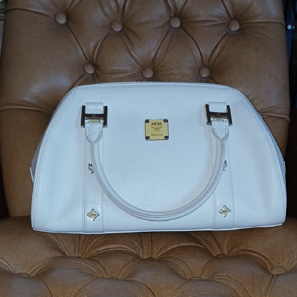 MCM Y2k White Leather Bag with Silver Hardware